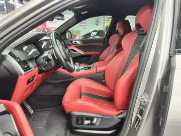 2021 BMW X6 M с пробегом 49 000 км