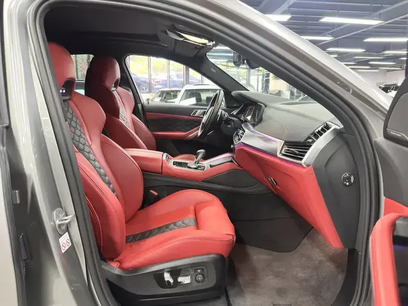 2021 BMW X6 M с пробегом 49 000 км