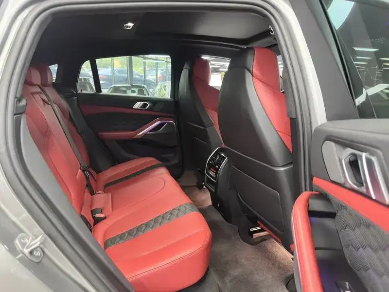 2021 BMW X6 M с пробегом 49 000 км