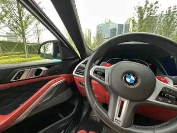 2020 BMW X6 M с пробегом 54 000 км