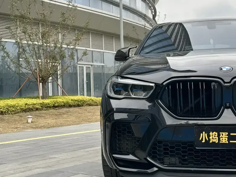 2020 BMW X6 M с пробегом 54 000 км