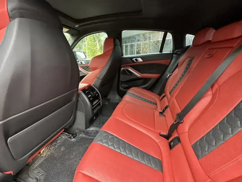 2020 BMW X6 M с пробегом 54 000 км