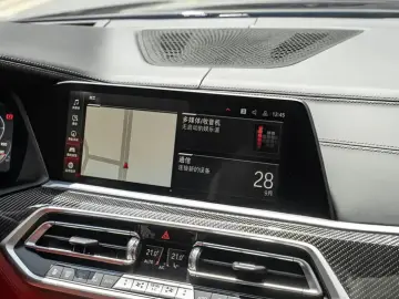 2021 BMW X6 M с пробегом 37 000 км