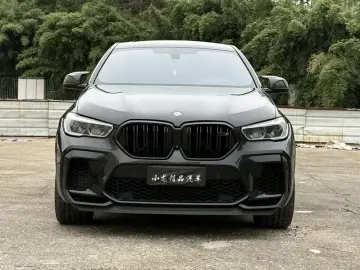 2020 BMW X6 M с пробегом 53 000 км
