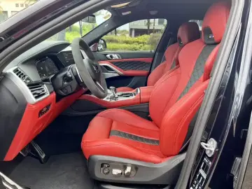 2020 BMW X6 M с пробегом 66 000 км