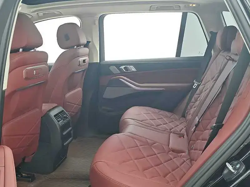 2025 BMW X5 с пробегом 9 000 км