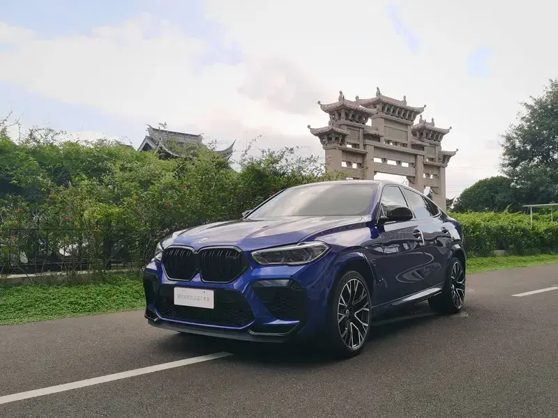 2022 BMW X6 M с пробегом 37 100 км