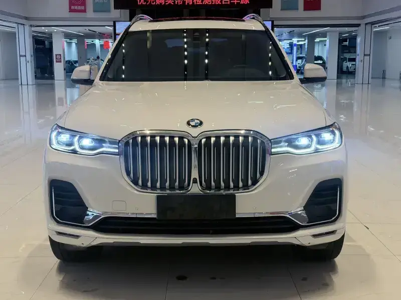 2019 BMW X7 с пробегом 75 000 км