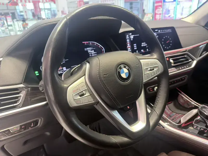 2019 BMW X7 с пробегом 75 000 км