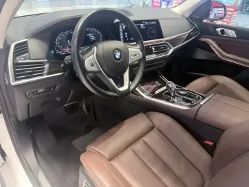 2019 BMW X7 с пробегом 75 000 км