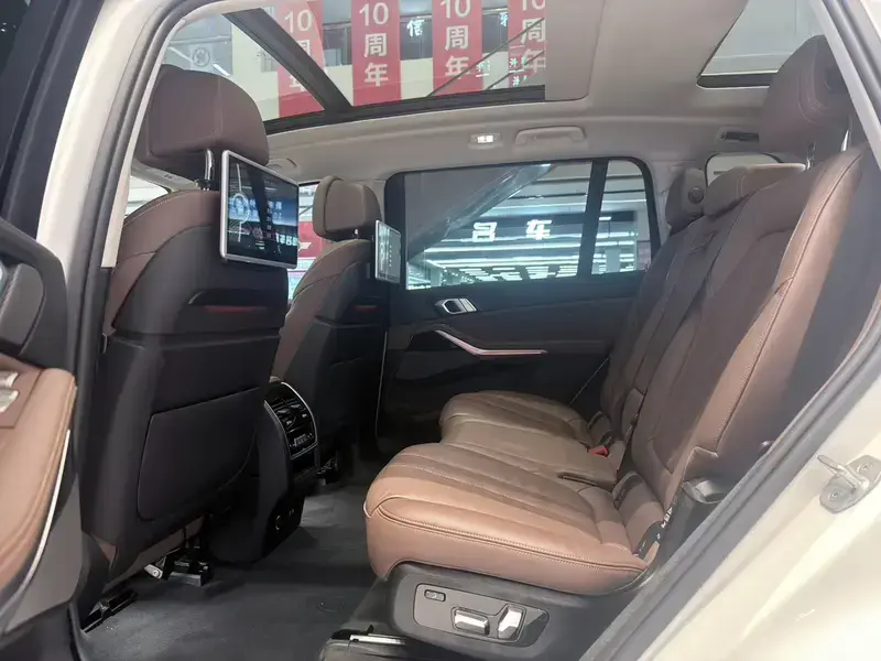 2019 BMW X7 с пробегом 75 000 км