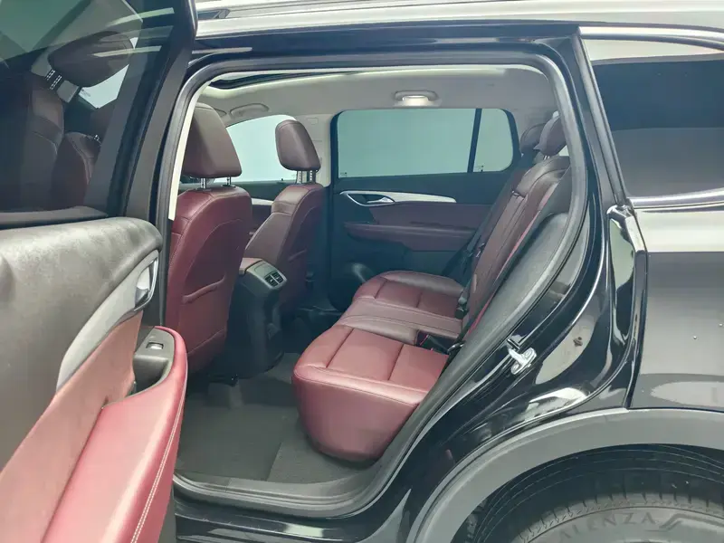 2025 Buick Envision с пробегом 26 700 км