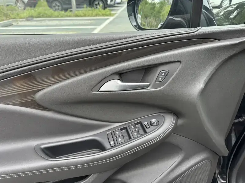 2020 Buick Envision с пробегом 62 000 км