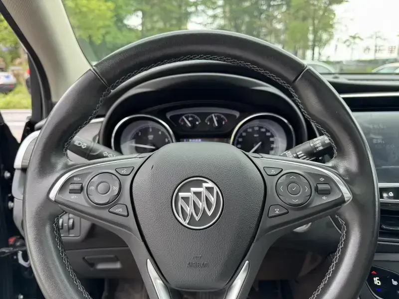 2020 Buick Envision с пробегом 62 000 км
