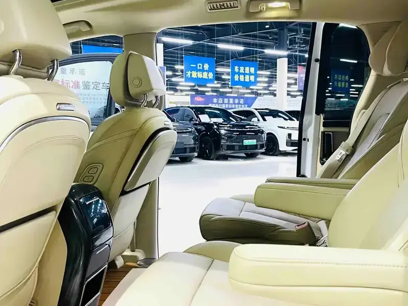 2022 Buick GL8 с пробегом 66 000 км