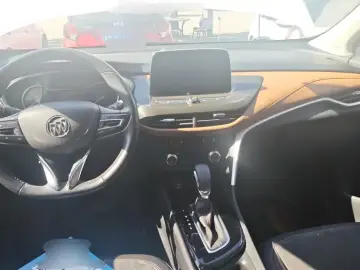 2020 Buick Encore GX с пробегом 47 000 км
