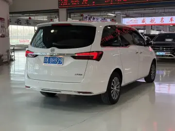 2023 Buick GL8 с пробегом 60 000 км