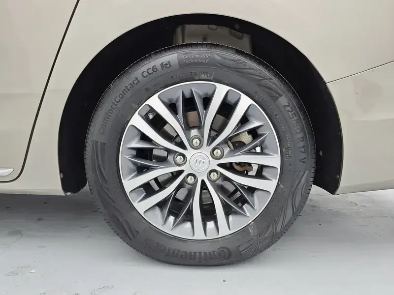 2023 Buick GL8 с пробегом 78 200 км
