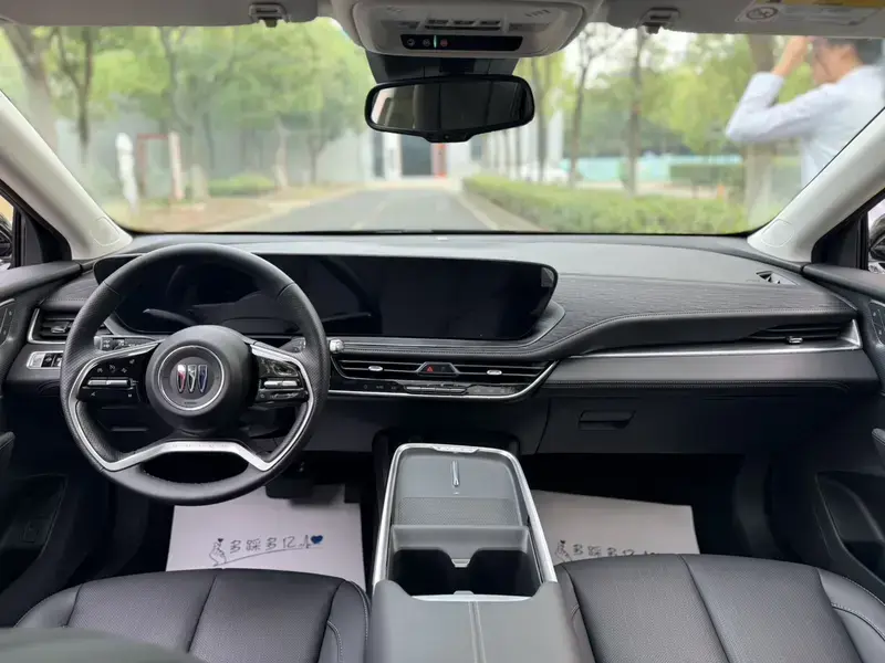 2026 Buick LaCrosse с пробегом 2 900 км