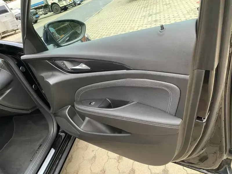 2023 Buick Regal с пробегом 6 000 км