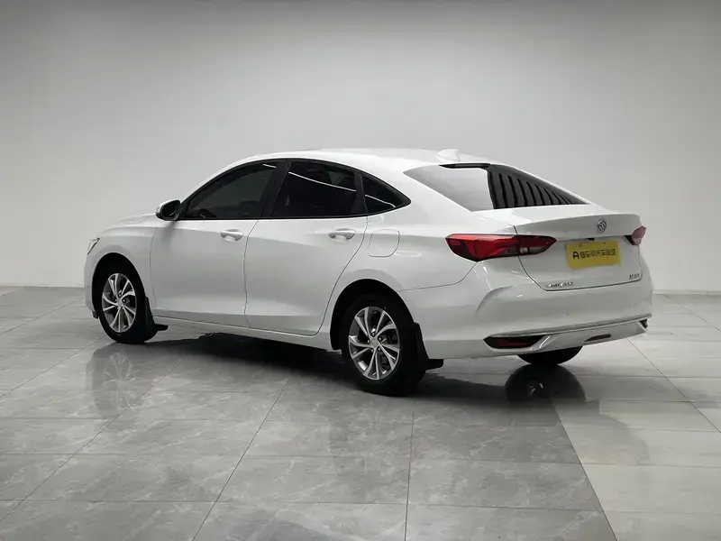 2023 Buick Verano с пробегом 10 600 км