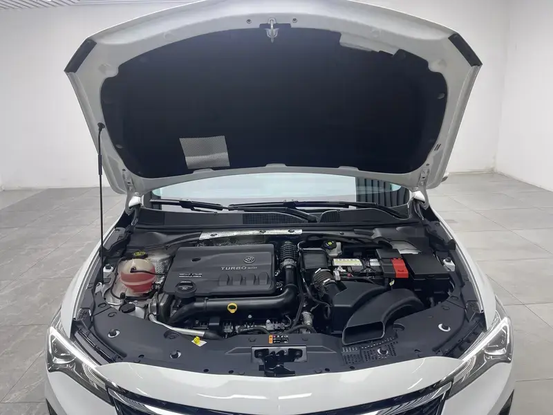 2023 Buick Verano с пробегом 10 600 км