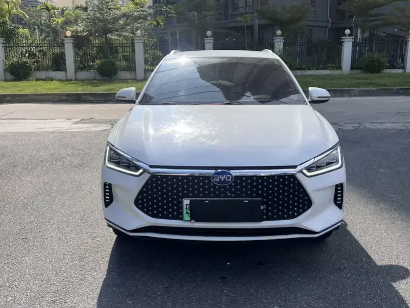 2021 BYD E2 с пробегом 208 000 км
