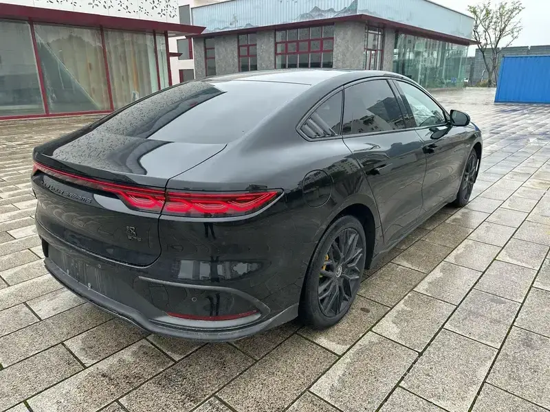 2023 BYD Han с пробегом 81 000 км