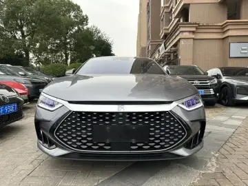 2023 BYD Han с пробегом 62 900 км