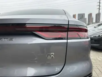 2023 BYD Han с пробегом 62 900 км