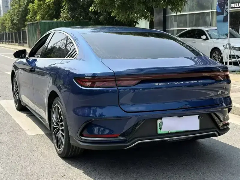 2023 BYD Han с пробегом 30 000 км