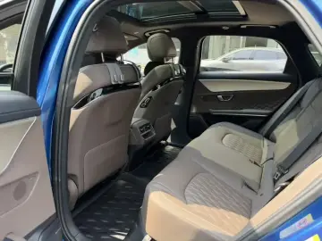 2023 BYD Han с пробегом 30 000 км