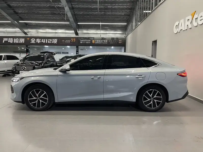 2024 BYD Qin L с пробегом 9 000 км