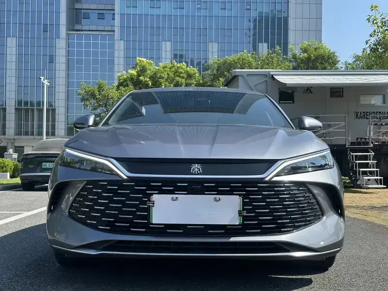 2024 BYD Qin L с пробегом 43 000 км