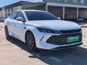 2025 BYD Qin L с пробегом 20 000 км