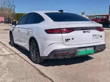 2025 BYD Qin L с пробегом 20 000 км