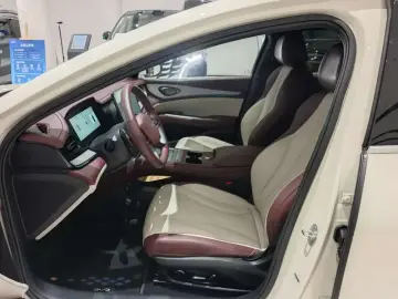2026 BYD Seal 07 с пробегом 15 000 км