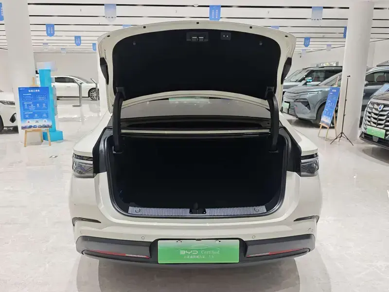 2026 BYD Seal 07 с пробегом 15 000 км