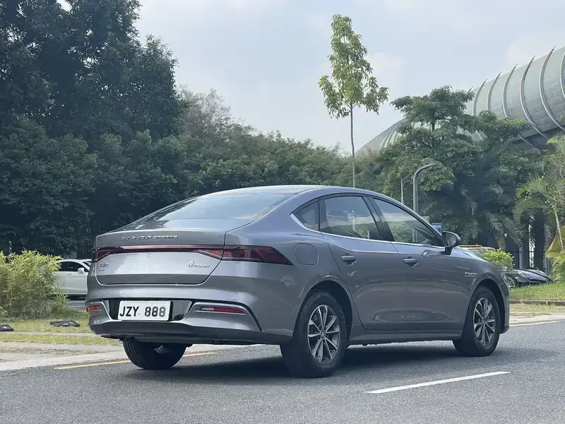 2023 BYD Qin Plus с пробегом 26 000 км