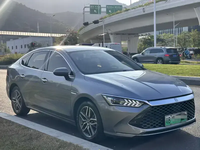 2023 BYD Qin Plus с пробегом 70 000 км