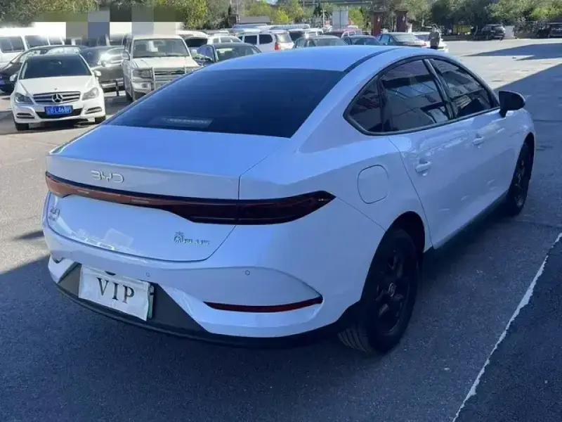 2025 BYD Qin Plus с пробегом 17 000 км