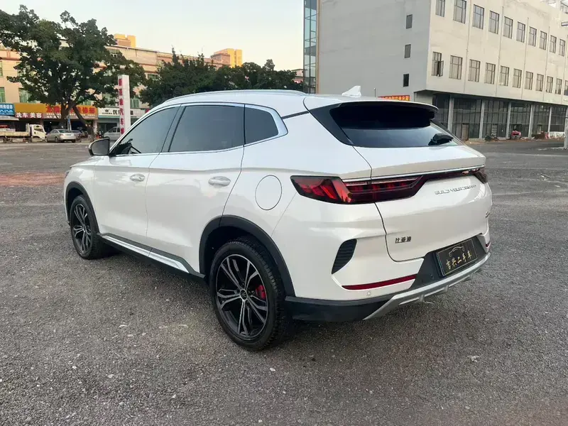 2020 BYD Song Plus с пробегом 35 000 км