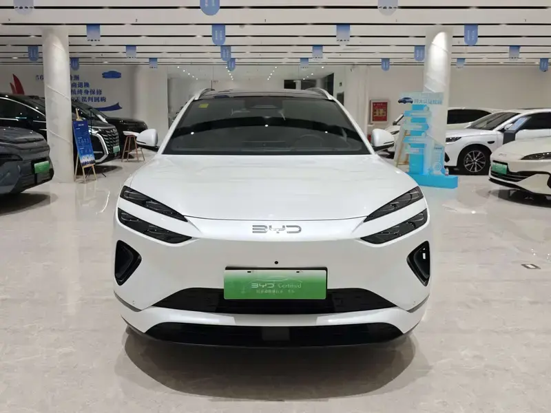 2025 BYD Sea Lion 06 с пробегом 4 200 км
