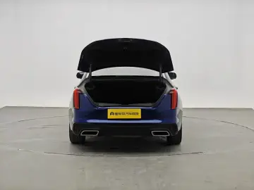 2023 Cadillac CT4 с пробегом 66 000 км