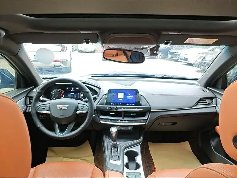 2021 Cadillac CT4 с пробегом 77 300 км