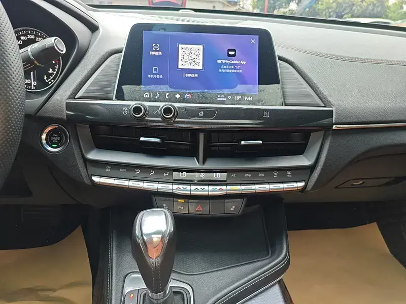 2021 Cadillac CT4 с пробегом 77 300 км