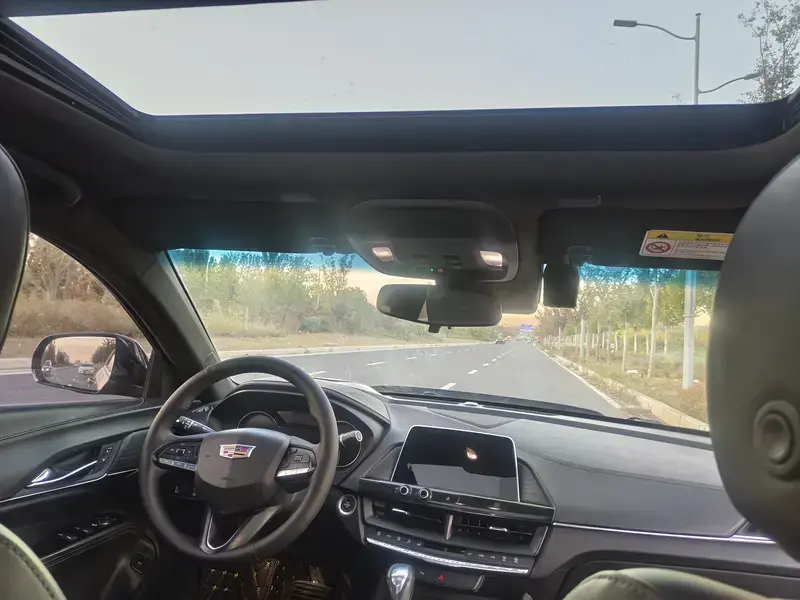 2021 Cadillac CT4 с пробегом 76 000 км
