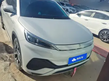 2023 BYD Yuan Plus с пробегом 32 000 км