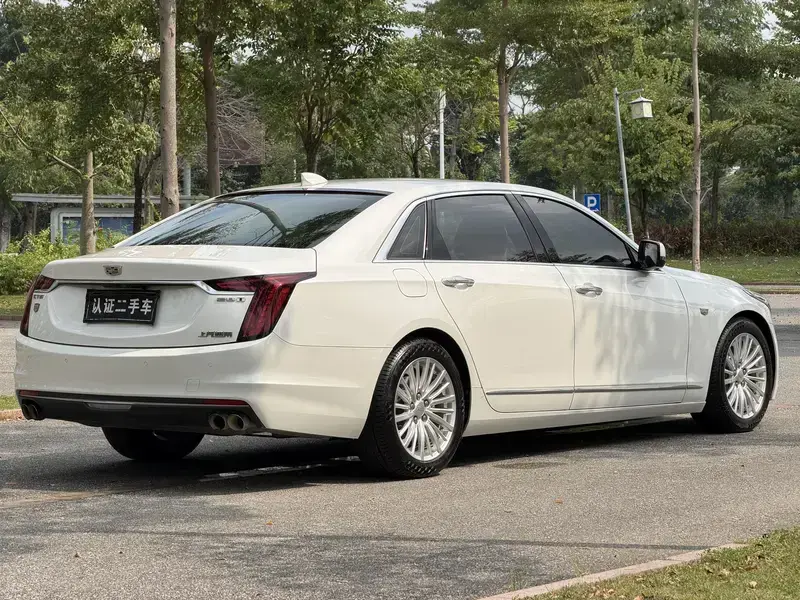 2019 Cadillac CT6 с пробегом 98 000 км