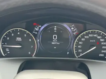 2019 Cadillac CT6 с пробегом 98 000 км